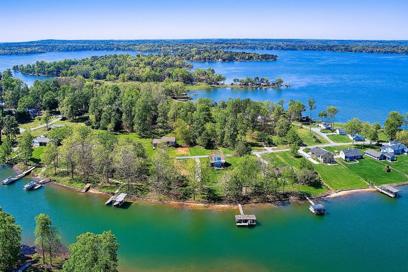 Local Baseboards Installation in Denver, NC