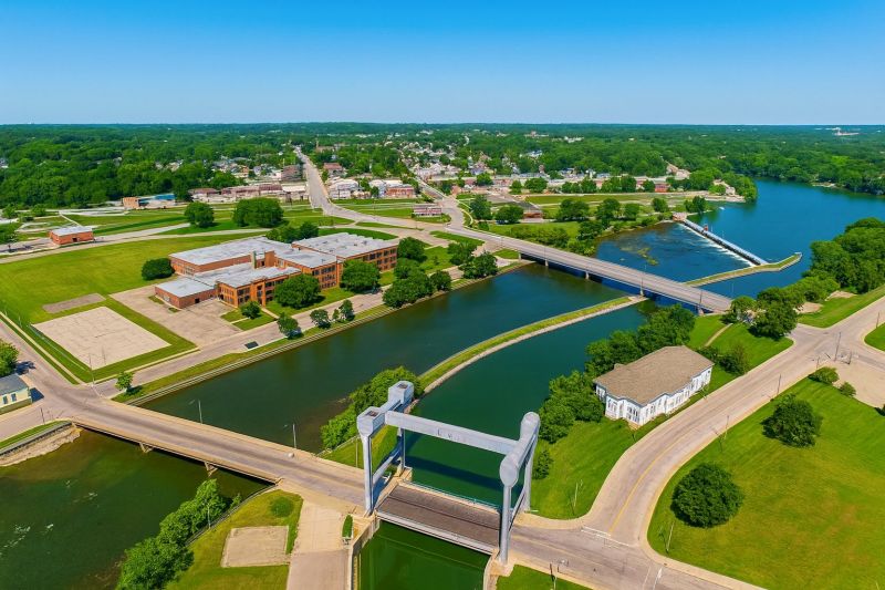 Local Wainscoting Installation in Kaukauna, WI